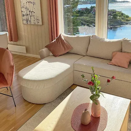 6 Person In Eydehavn