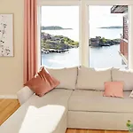 6 Person In * Eydehavn