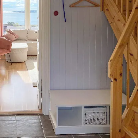 Apartamento 6 Person In Eydehavn